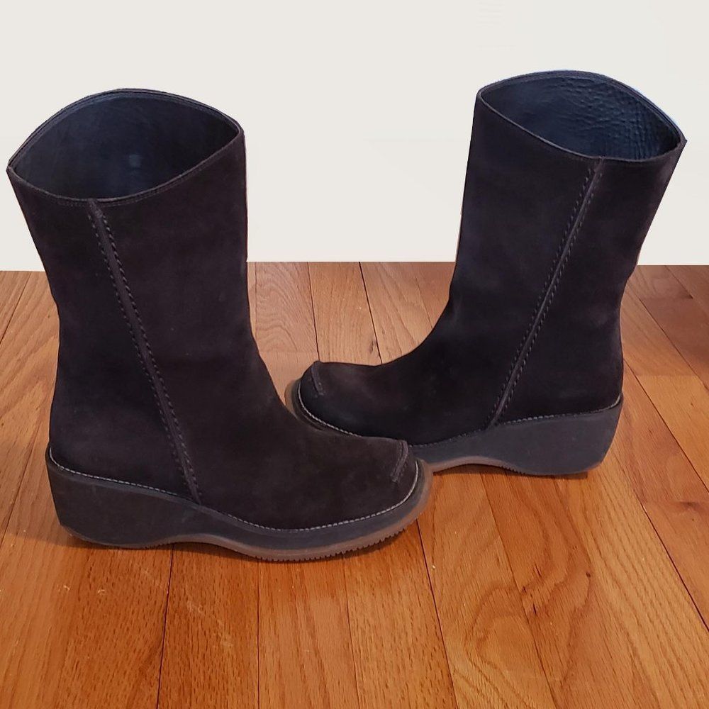 Hogan Suede Boots View 2